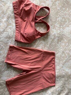 lululemon athletica Women's Bike Shorts and Sports Bra - peachy coral